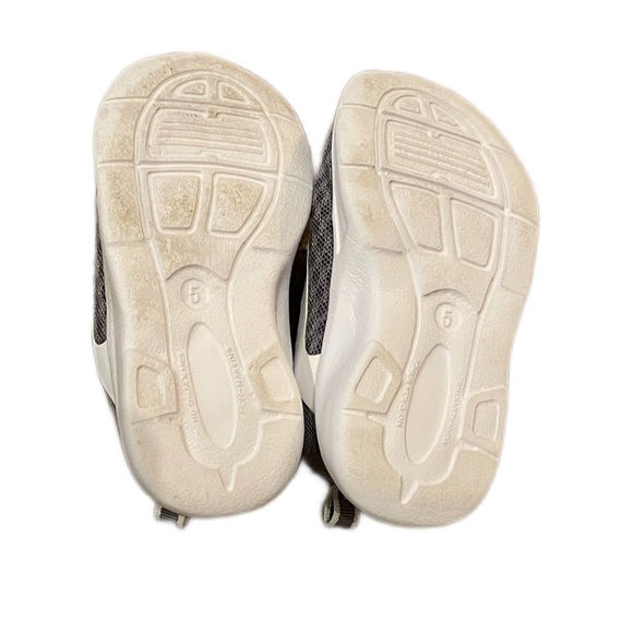 Dress Your Little Guy in Style in This Cute Bundle - Picture 9 of 9